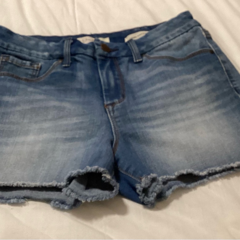 Jessica Simpson High Rise Short - Picture 8 of 8